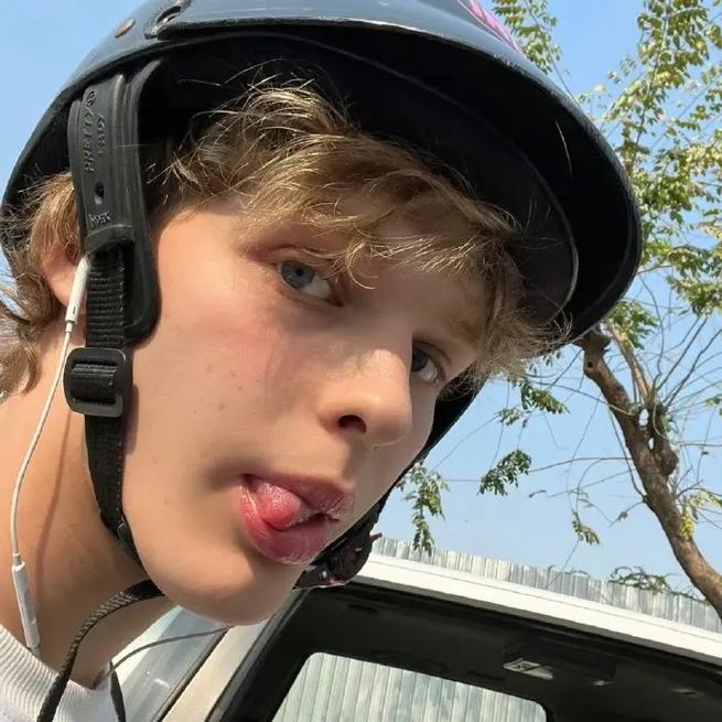 6686体育金牌作者Kira