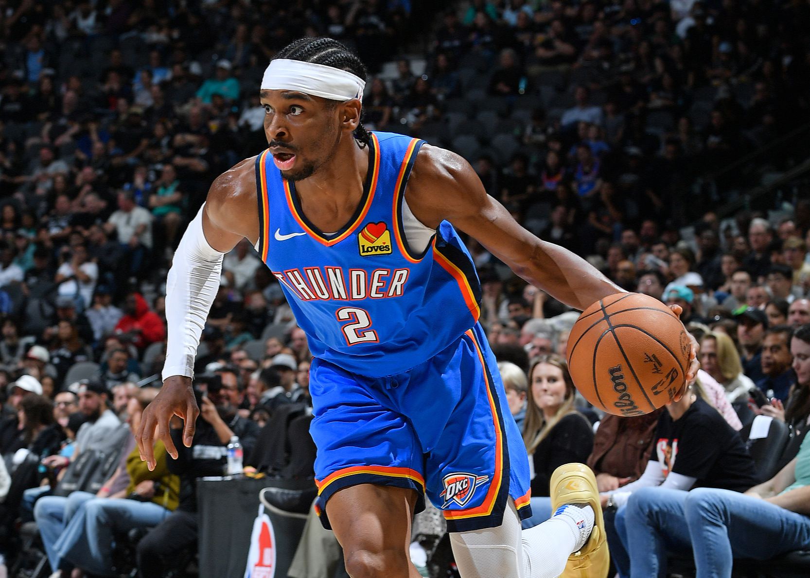 SGA ทำคะแนนในสามควอเตอร์แรกของฤดูกาลได้มากกว่า Maxey ซึ่งอยู่อันดับสองในรายการคะแนนรวม