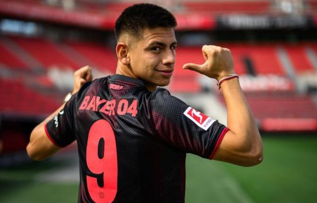 Bild: Guardiola ไม่พอใจกับการขาดโอกาสของ Echeverry ในบริษัทยาและอาจให้เช่าเขากลับไปที่ River Plate