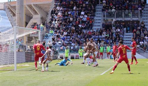 กาญารี่ vs เลชเช่