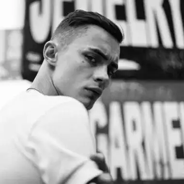 6686体育金牌作者Alden