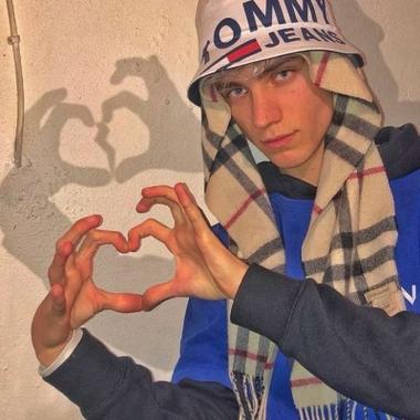 6686体育官方作者James