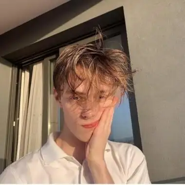 6686体育钻石作者Yuri