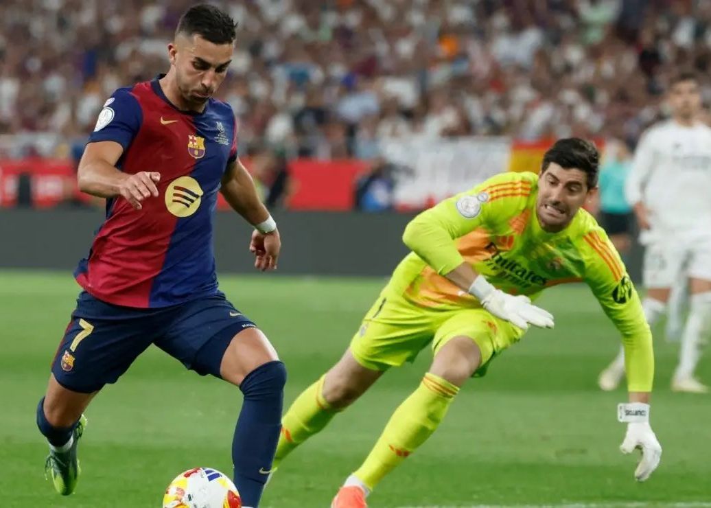 สื่อตะวันตก: ฟลิคขอให้คอนเด้เล่นแบ็คขวา และเฟอร์รานเล่นตำแหน่งที่ 5 ในการซ้อมวันนี้