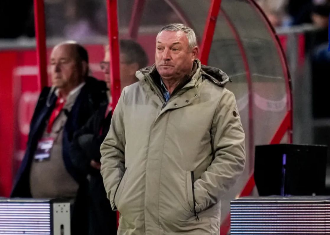 โค้ชอูเทร็คท์: แนวรับของปอร์โต้ไม่มีจุดบอด และโค้ชของฝ่ายตรงข้ามจะไม่ประมาทคู่ต่อสู้เพราะคะแนนต่างกัน