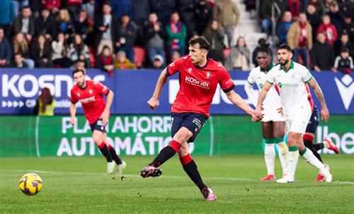 แข็งแกร่ง vs เกตาเฟ่