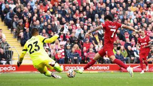 แซงต์-จิลัวส์ vs ลิเวอร์พูล