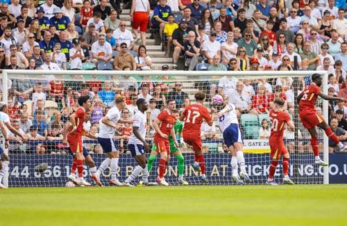 นอร์ธ เพรสตัน พบ ลิเวอร์พูล