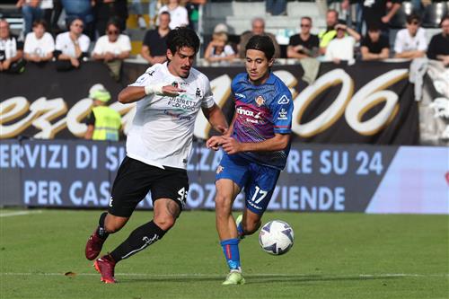 สเปเซีย vs เครโมเนเซ่